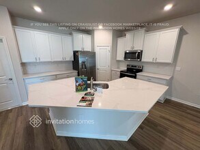 18126 Cropside Trl in Bradenton, FL - Building Photo - Building Photo