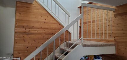 1792 E Avenida De Las Flores in Thousand Oaks, CA - Building Photo - Building Photo