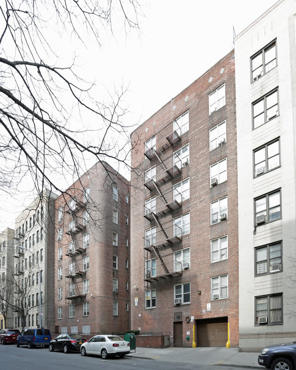 3535 Dekalb Ave in Bronx, NY - Building Photo