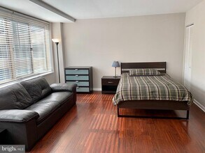 922 24th St NW in Washington, DC - Building Photo - Building Photo