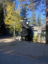 204 Chimney Rock Rd in Stateline, NV - Building Photo