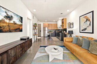 South Yard Lofts in Fayetteville, AR - Foto de edificio - Building Photo