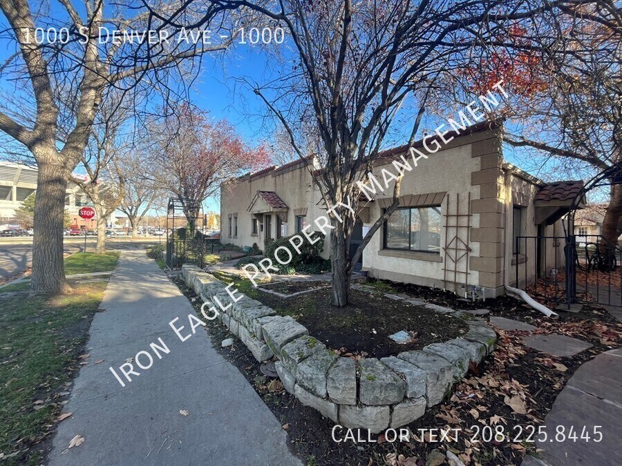 1000 S Denver Ave in Boise, ID - Building Photo