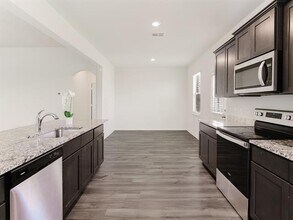 608 Aqueduct Dr in Seagoville, TX - Building Photo - Building Photo