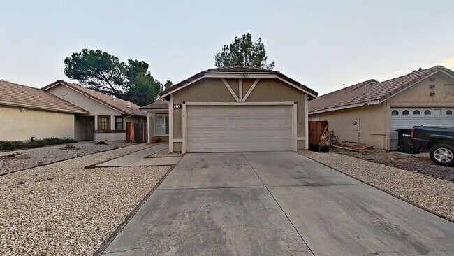 2229 Rose Ave in Hemet, CA - Building Photo - Building Photo