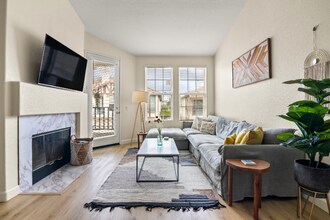 662 Sweet Pea Pl in Encinitas, CA - Building Photo - Building Photo