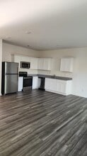 208 Ahava Wy in Greensboro, NC - Building Photo - Building Photo