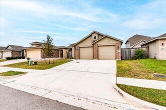 235 Witchhazel Way in San Marcos, TX - Building Photo - Building Photo