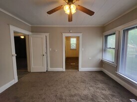 3225 5th Ave in Des Moines, IA - Building Photo