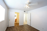 Bay Vista Apartments photo'