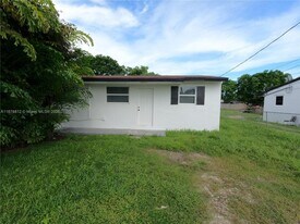 26633 SW 138th Ct in Homestead, FL - Building Photo