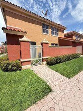 6103 NW 116 Pl in Doral, FL - Building Photo - Building Photo