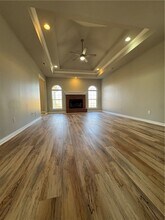 314 Center Dr in Lowell, AR - Building Photo - Building Photo