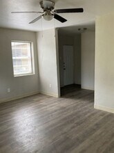 3923-3923 Dismount St in Dallas, TX - Foto de edificio - Building Photo