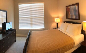 4845 Ashley Park Ln in Charlotte, NC - Building Photo - Building Photo