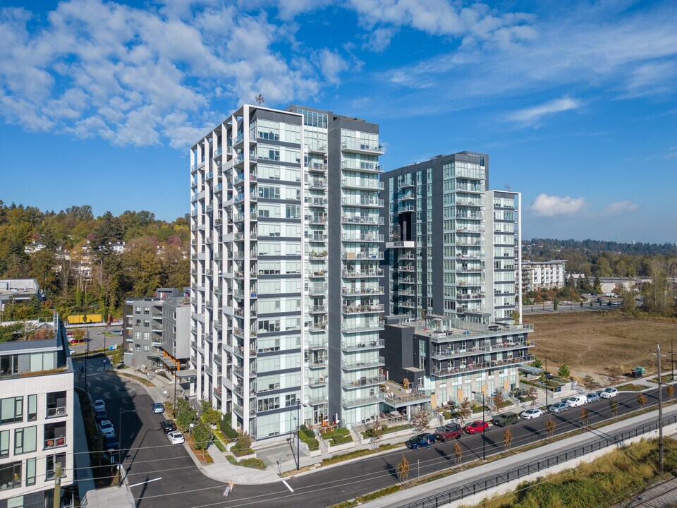 Avalon2 in Vancouver, BC - Building Photo