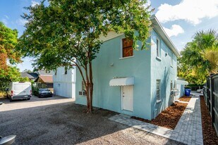 13 Norman St in Charleston, SC - Building Photo