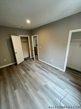 66 Quint Ave, Unit 2 in Boston, MA - Building Photo - Building Photo