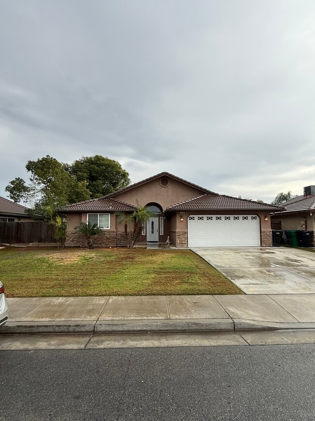 property at 478 Molly Ct