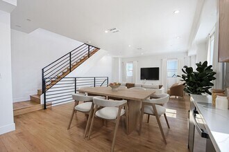 2851 S Victoria Ave in Los Angeles, CA - Building Photo - Building Photo