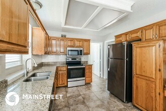 602 SW Montana Ridge Dr in Grain Valley, MO - Building Photo - Building Photo