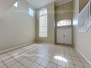 9069 SW 157th Ct in Miami, FL - Foto de edificio - Building Photo