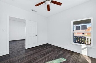 710 E Lamar St in Sherman, TX - Building Photo - Building Photo