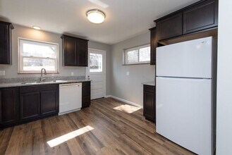 4755 Hardwick Dr in Cincinnati, OH - Building Photo - Building Photo