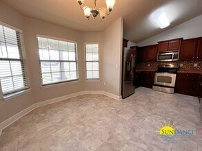 105 Bronze Cir in Crestview, FL - Building Photo - Building Photo