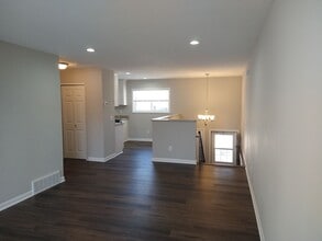 316 Shawnee Trail in Shakopee, MN - Building Photo - Building Photo