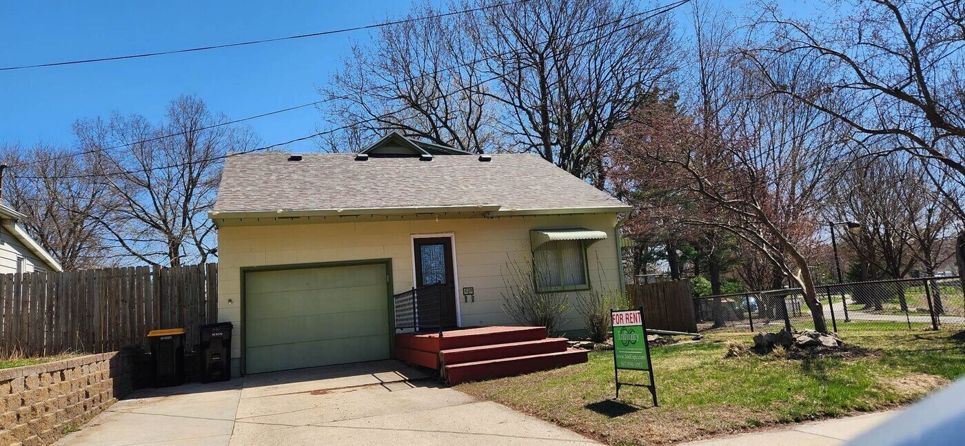420 8th Ave SE in Rochester, MN - Building Photo