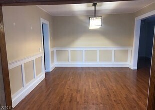180 W Stearns St in Rahway, NJ - Building Photo - Building Photo
