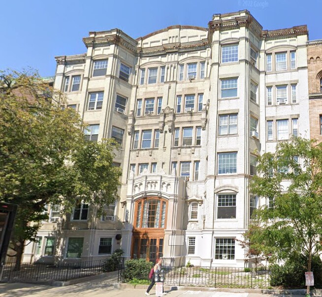 520 Beacon St, Unit 2E in Boston, MA - Foto de edificio