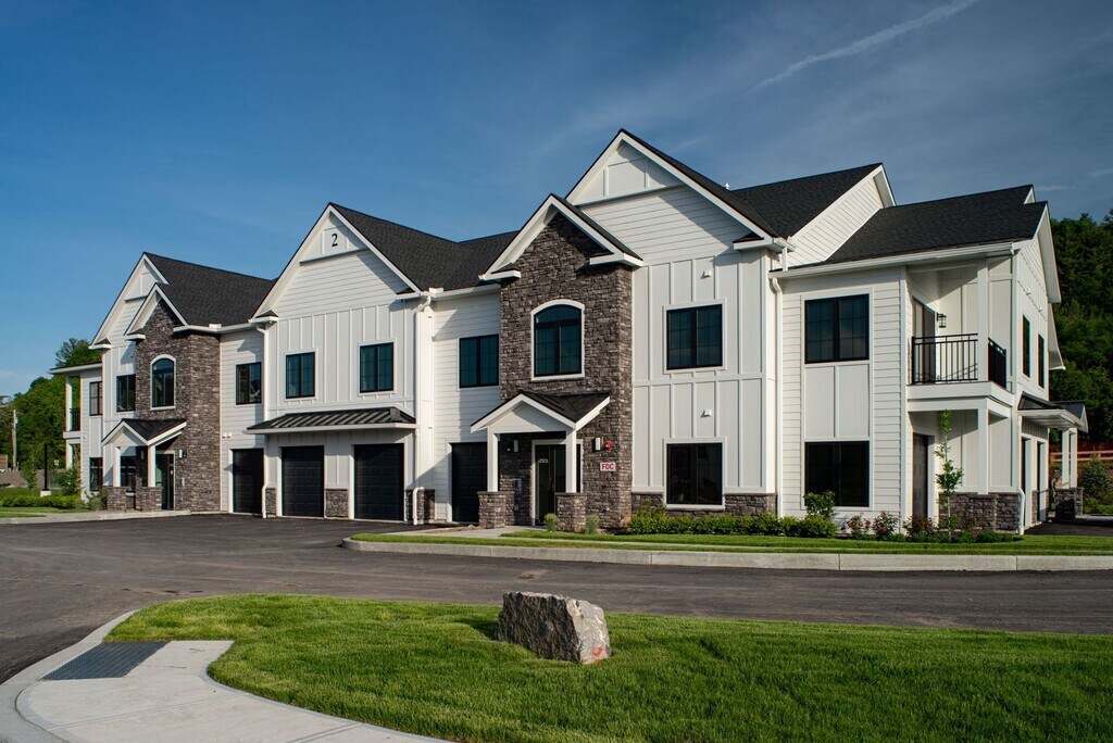 Rivers Ledge Apartments Niskayuna, NY Apartments