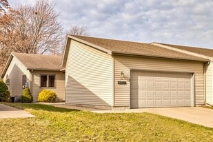 3309 Polaris Dr in Ames, IA - Building Photo