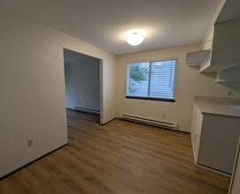 1307 Eastside St NE in Olympia, WA - Building Photo - Building Photo