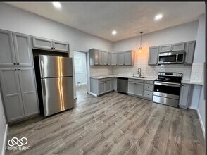 304 N Linwood Ave in Indianapolis, IN - Building Photo - Building Photo