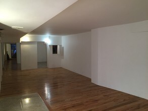 926 Second Ave in New York, NY - Building Photo - Building Photo