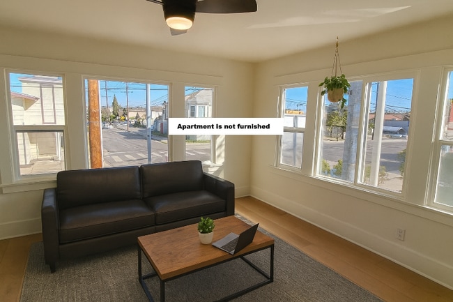 507 W 59th Pl