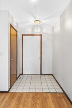 3179 W Katella St in Springfield, MO - Building Photo - Building Photo