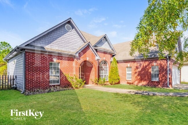 417 Waterford Dr in Calera, AL - Building Photo - Building Photo