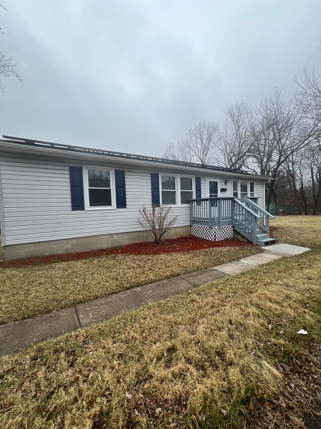 609 N Stonestreet Ave in Rockville, MD - Building Photo - Building Photo