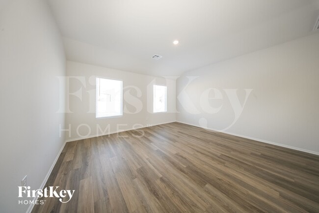 428 Kale Rd in Tuttle, OK - Building Photo - Building Photo