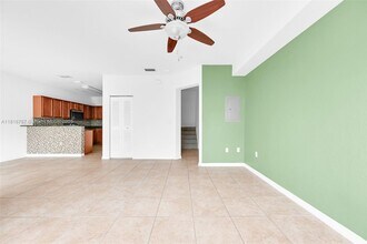 10870 NW 88th Terrace in Miami, FL - Building Photo - Building Photo