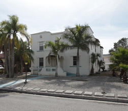 417 Menendez St in Venice, FL - Foto de edificio - Building Photo