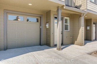 5809 NE 71st Ave in Vancouver, WA - Foto de edificio - Building Photo