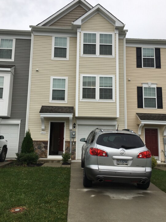 103 Kincaid Ct in Martinsburg, WV - Building Photo