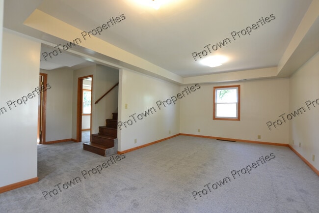 211 Anderson Ave in Joliet, IL - Building Photo - Building Photo