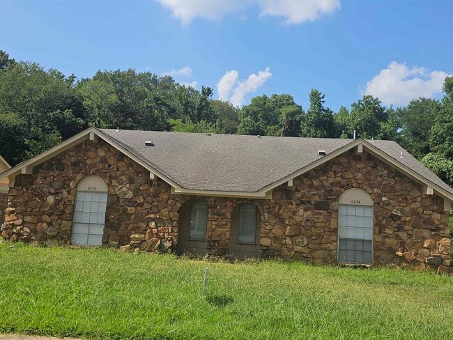 property at 6436 Oak Park Dr