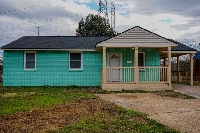 property at 2939 Armistead Ave
